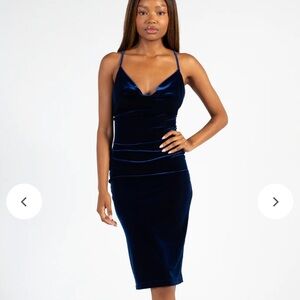 Honey Clothing Evie Velvet Fitted Midi Dress